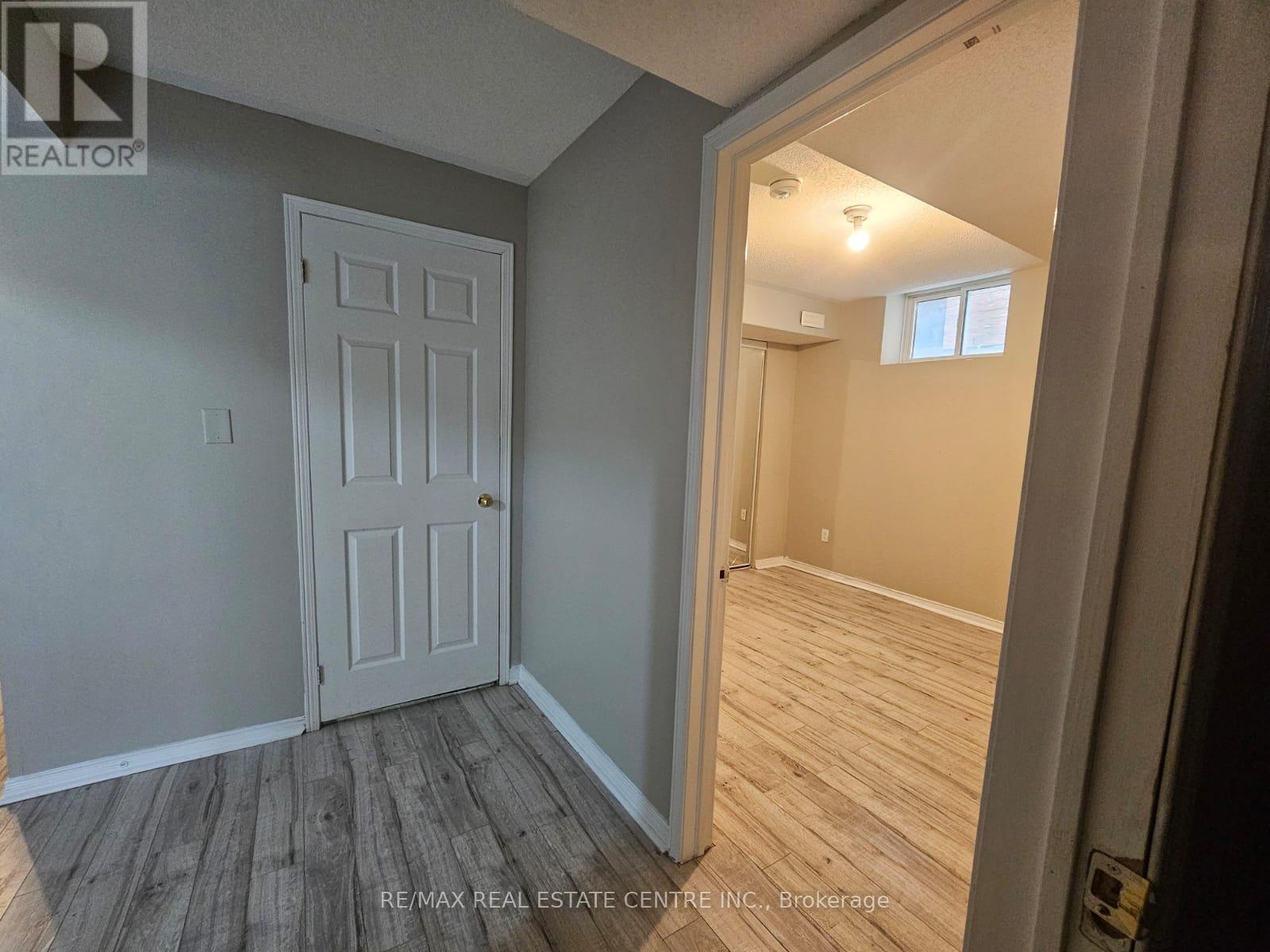 Basement - 112 Commodore Drive, Brampton, Ontario  L6X 0S6 - Photo 11 - W12714258