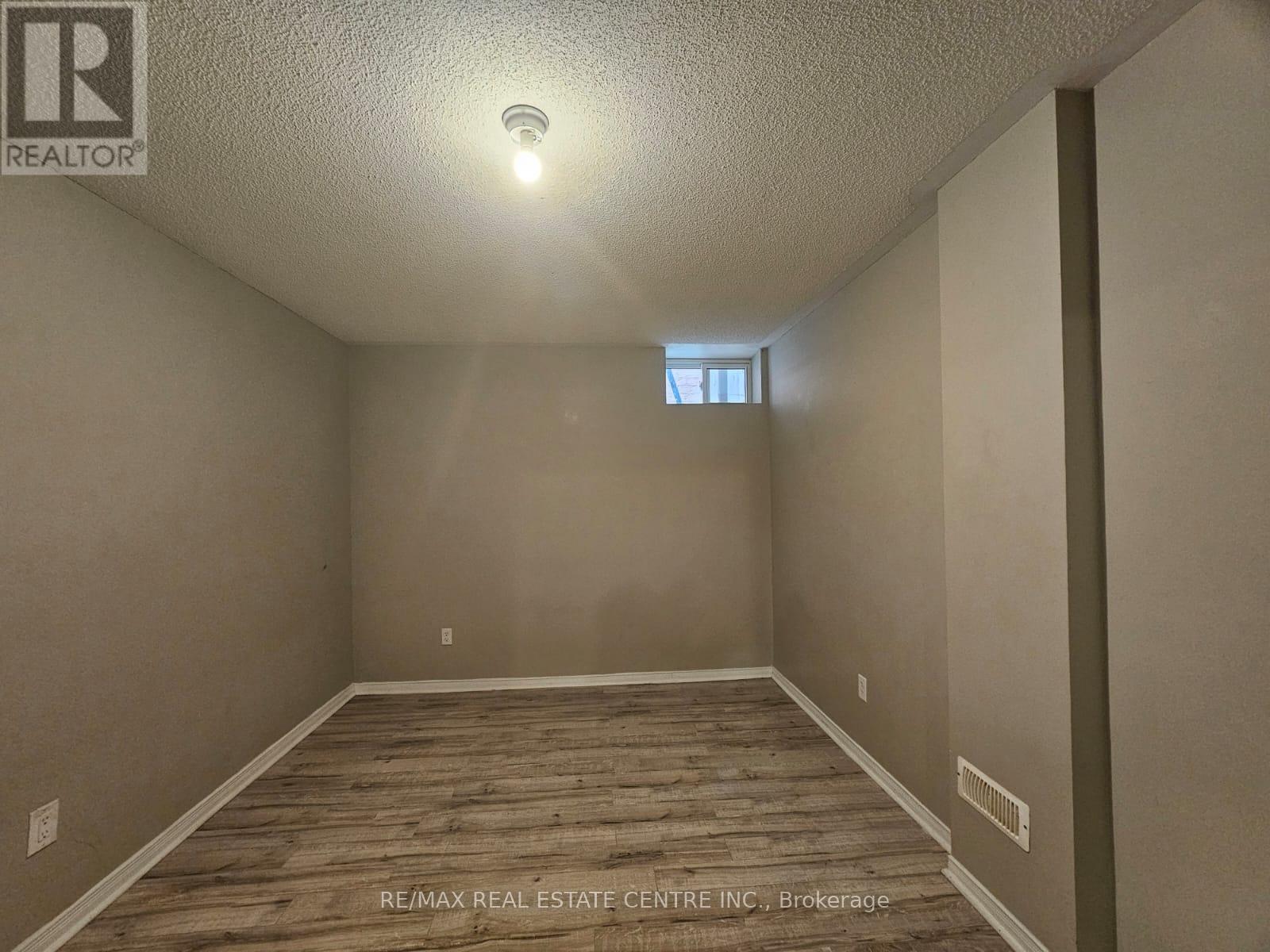 Basement - 112 Commodore Drive, Brampton, Ontario  L6X 0S6 - Photo 12 - W12714258