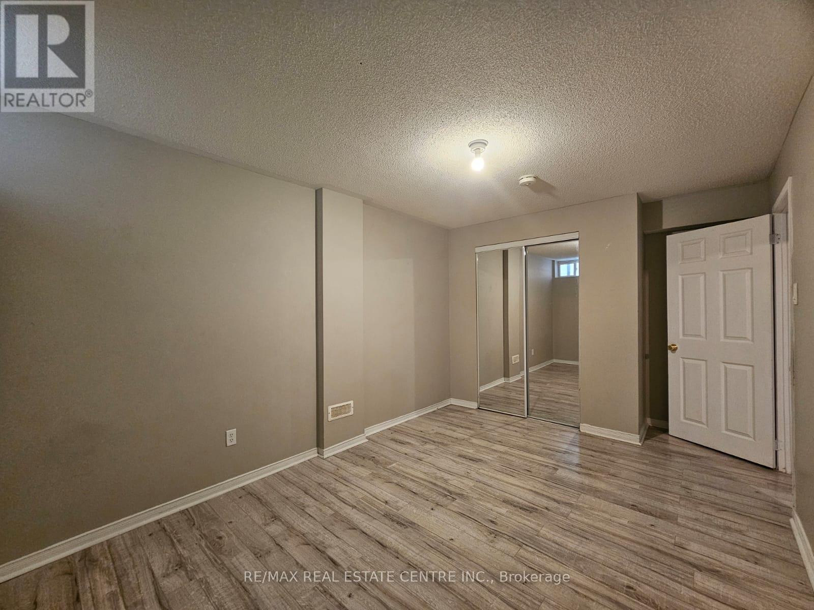 Basement - 112 Commodore Drive, Brampton, Ontario  L6X 0S6 - Photo 8 - W12714258