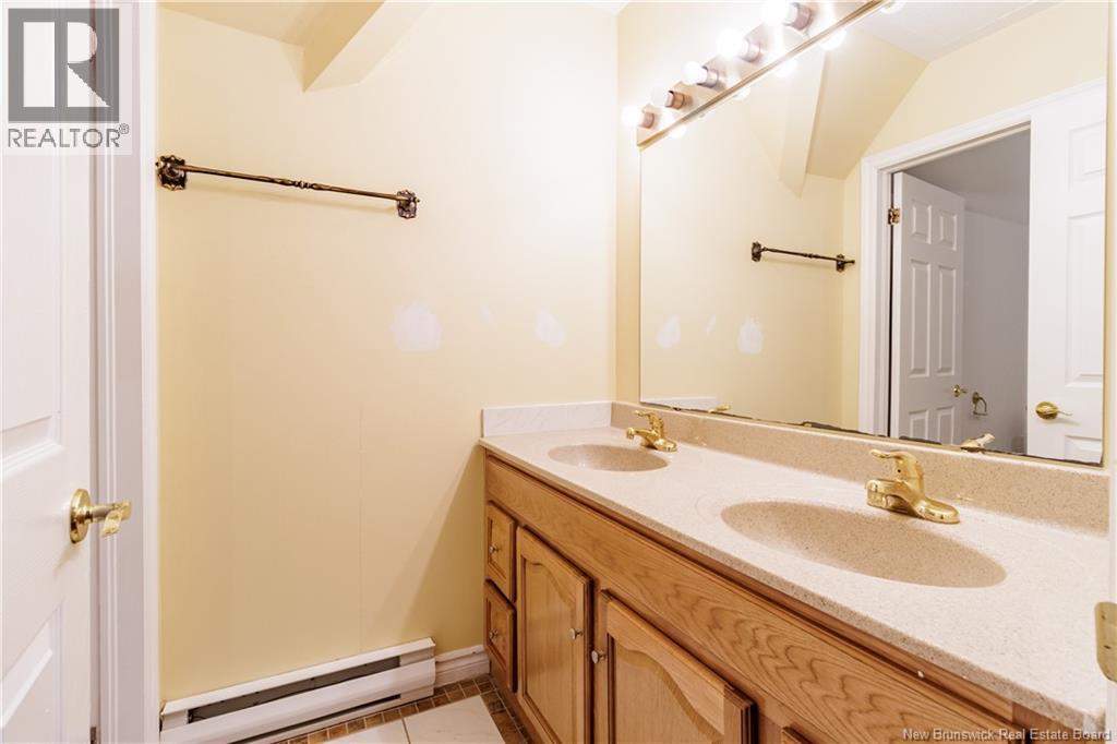 395 Kimble Drive, Fredericton, New Brunswick  E3B 6Y5 - Photo 35 - NB129719