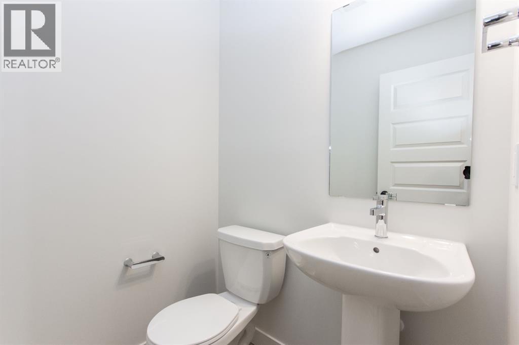 260 Augustus Way, Penhold, Alberta  T0M 1R0 - Photo 20 - A2272164