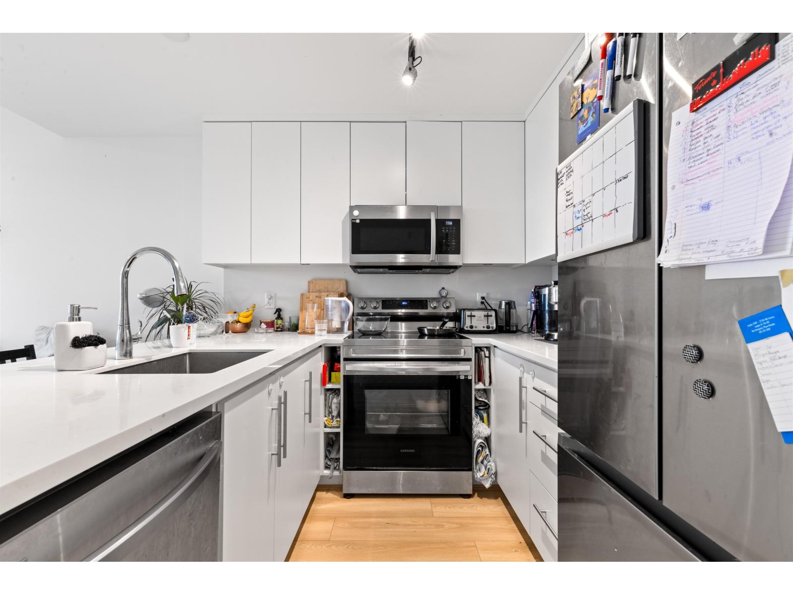 401 5420 208 Street, Langley, British Columbia  V3A 2J9 - Photo 11 - R3087589