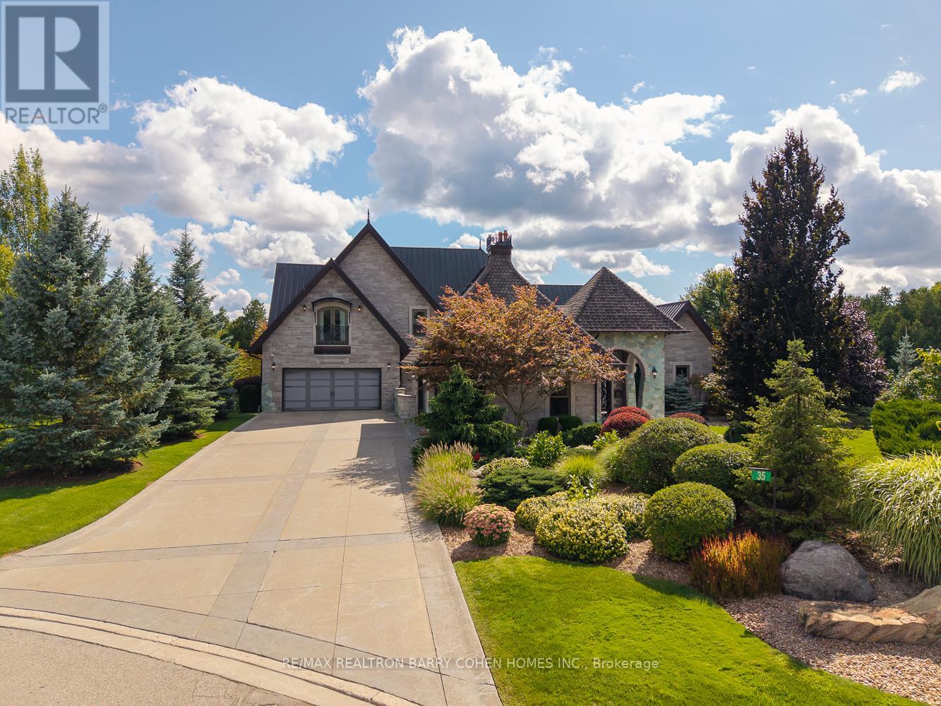 35 DAYMOND DRIVE, Puslinch, Ontario