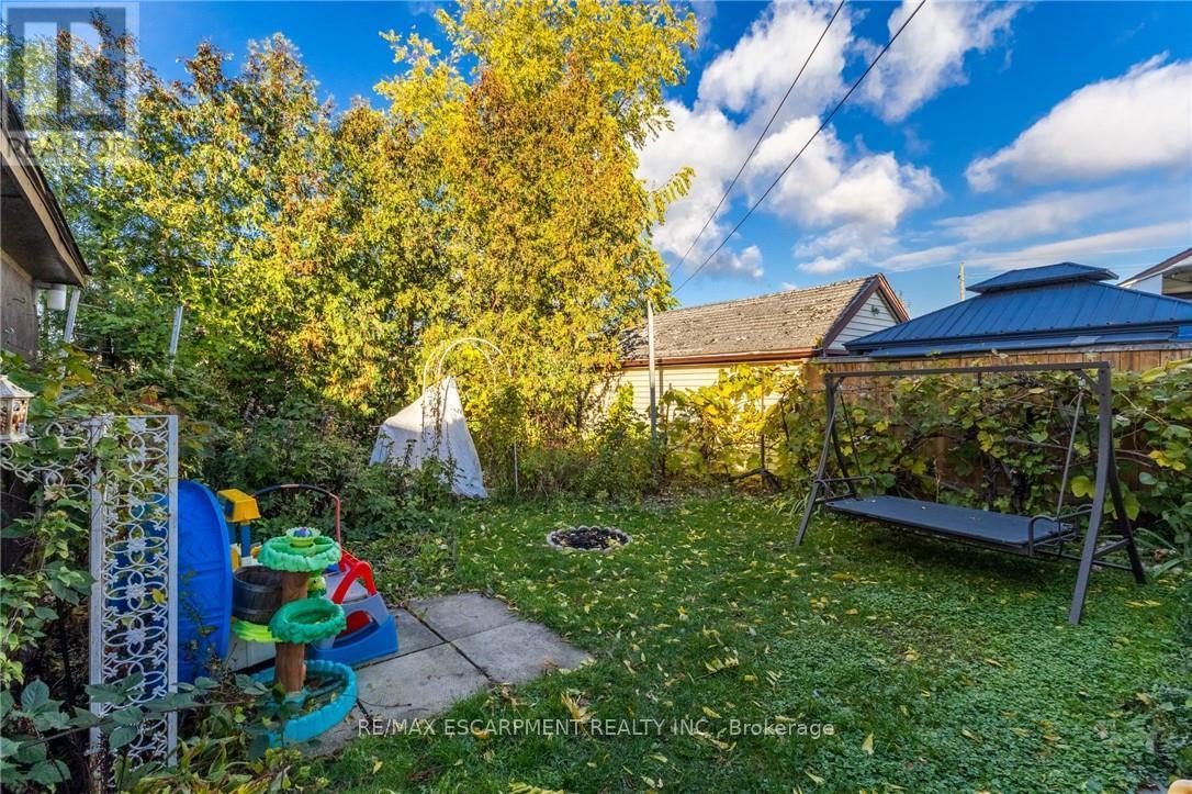 25 Augusta Avenue, St. Catharines, Ontario  L2M 5R3 - Photo 26 - X12771766