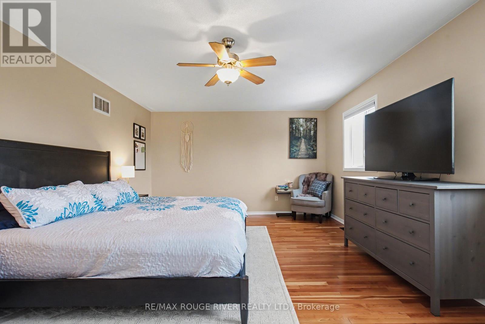 78 Cook Street, Kawartha Lakes, Ontario  K9V 0C7 - Photo 23 - X12771780