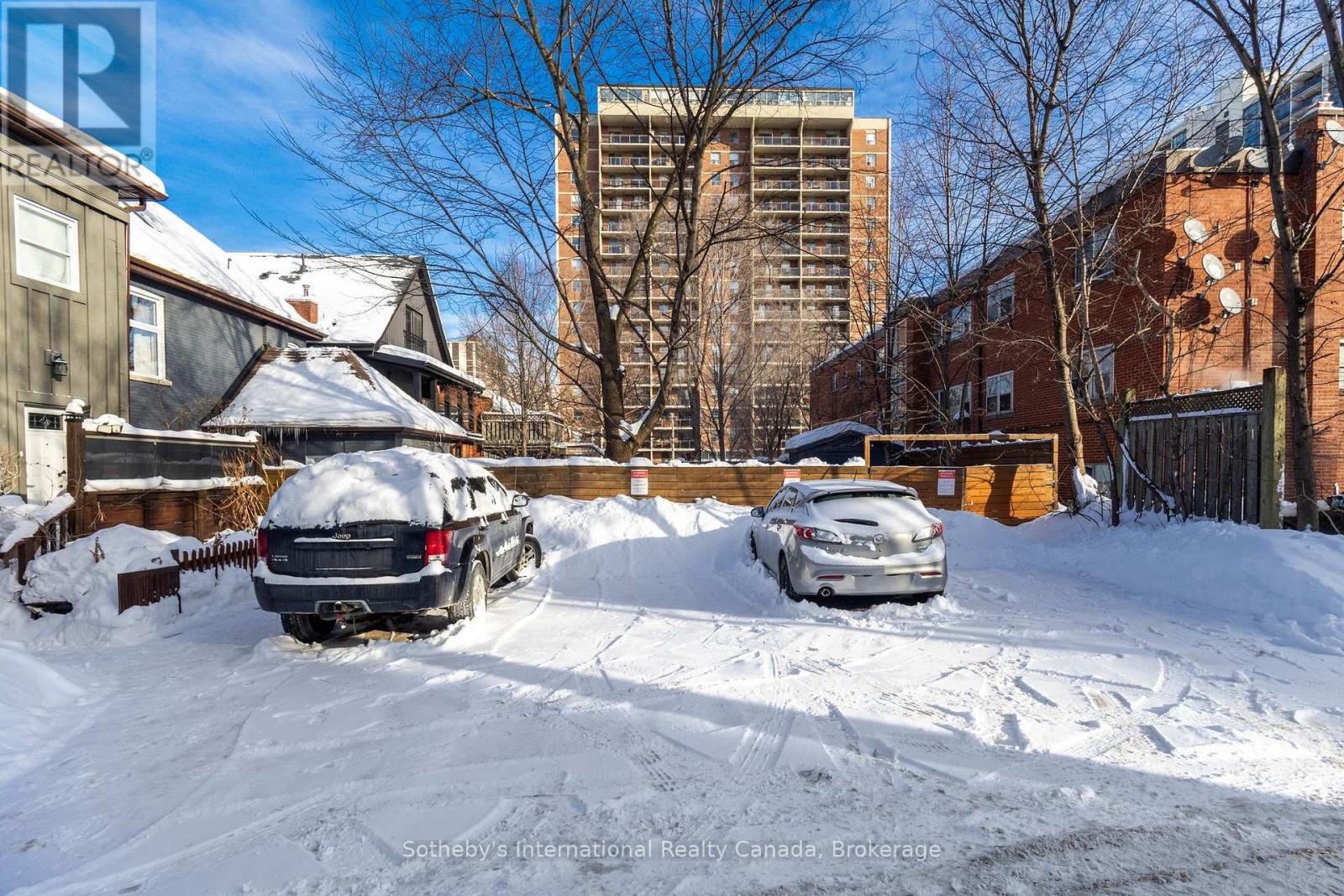 217 Caroline Street S, Hamilton, Ontario  L8P 3L5 - Photo 11 - X12771944