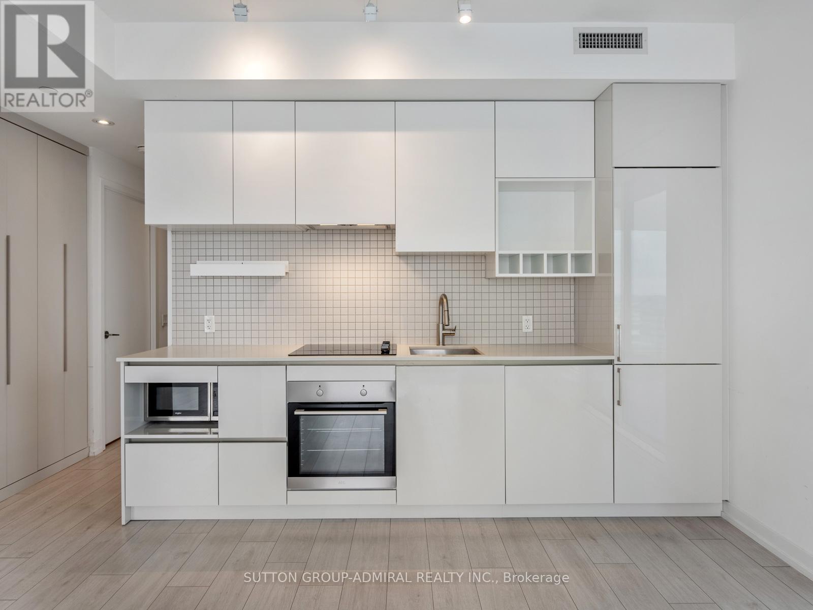 2606 - 950 Portage Parkway, Vaughan, Ontario  L4K 0J7 - Photo 6 - N12770998