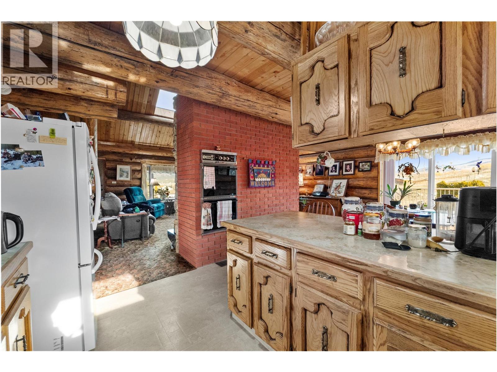 939 Coldwater Road, Merritt, British Columbia  V1K 1B8 - Photo 12 - 10374931