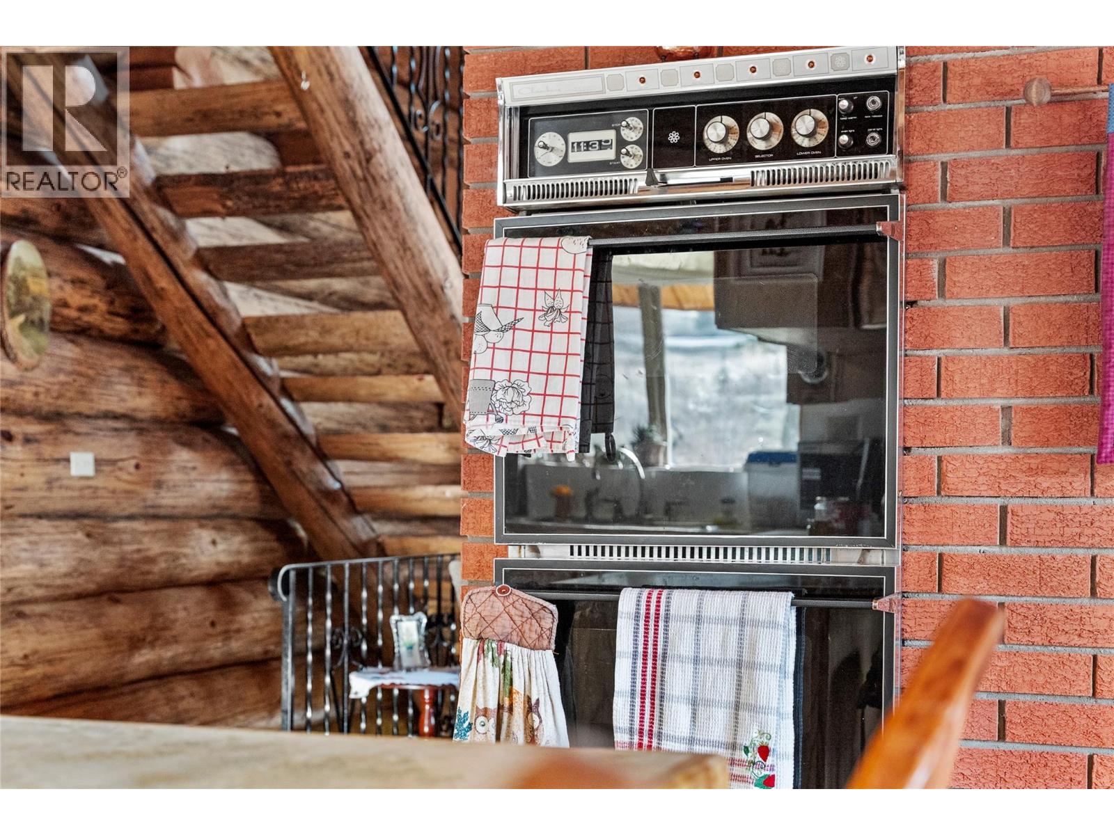 939 Coldwater Road, Merritt, British Columbia  V1K 1B8 - Photo 13 - 10374931