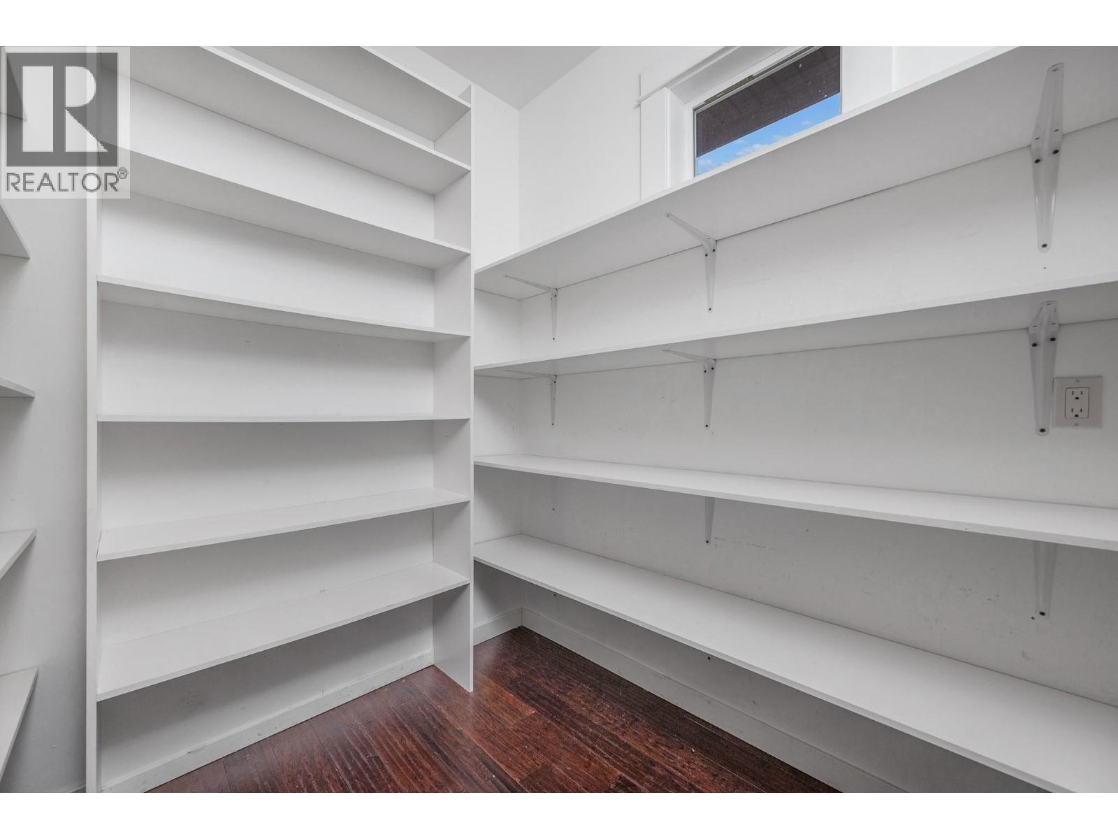 1504 Phoenix Drive, Vernon, British Columbia  V1B 4A3 - Photo 15 - 10374525