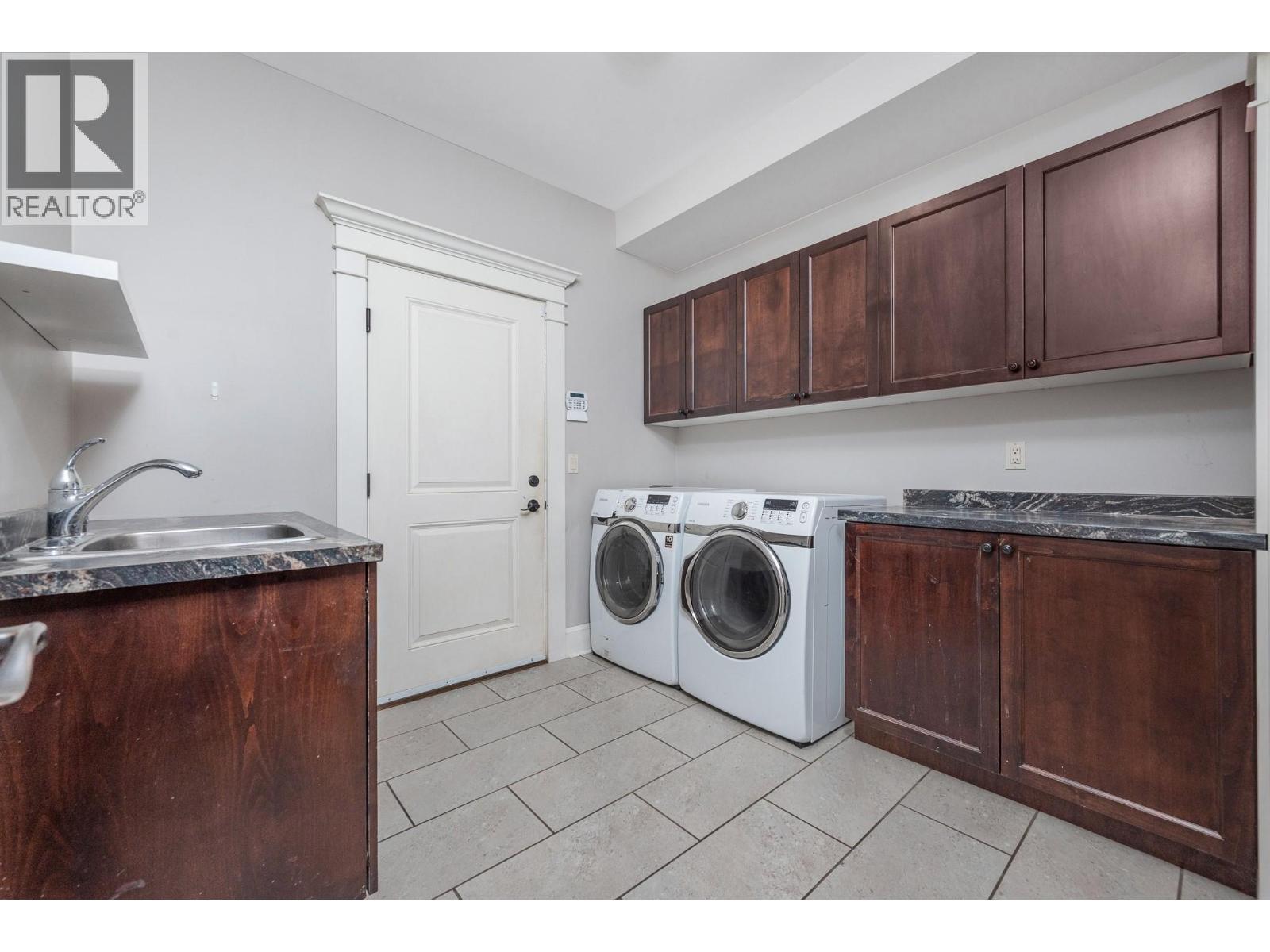 1504 Phoenix Drive, Vernon, British Columbia  V1B 4A3 - Photo 16 - 10374525