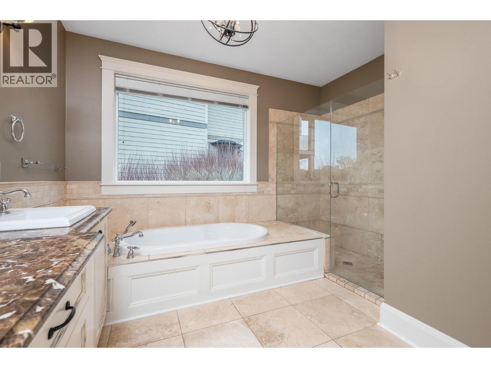 1504 Phoenix Drive, Vernon, British Columbia  V1B 4A3 - Photo 24 - 10374525