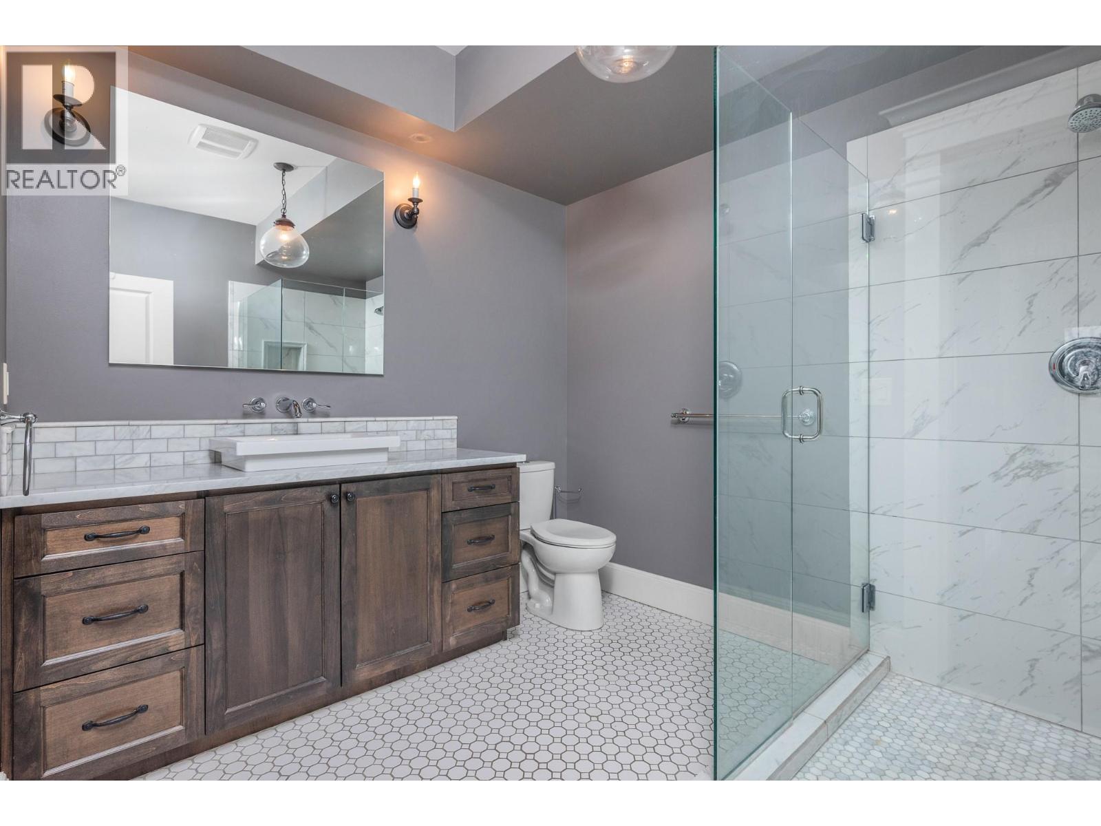 1504 Phoenix Drive, Vernon, British Columbia  V1B 4A3 - Photo 36 - 10374525