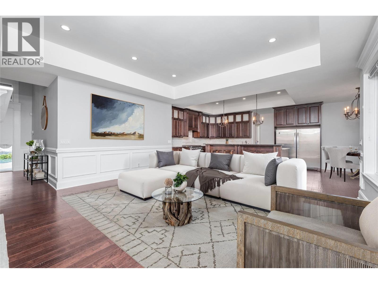 1504 Phoenix Drive, Vernon, British Columbia  V1B 4A3 - Photo 5 - 10374525