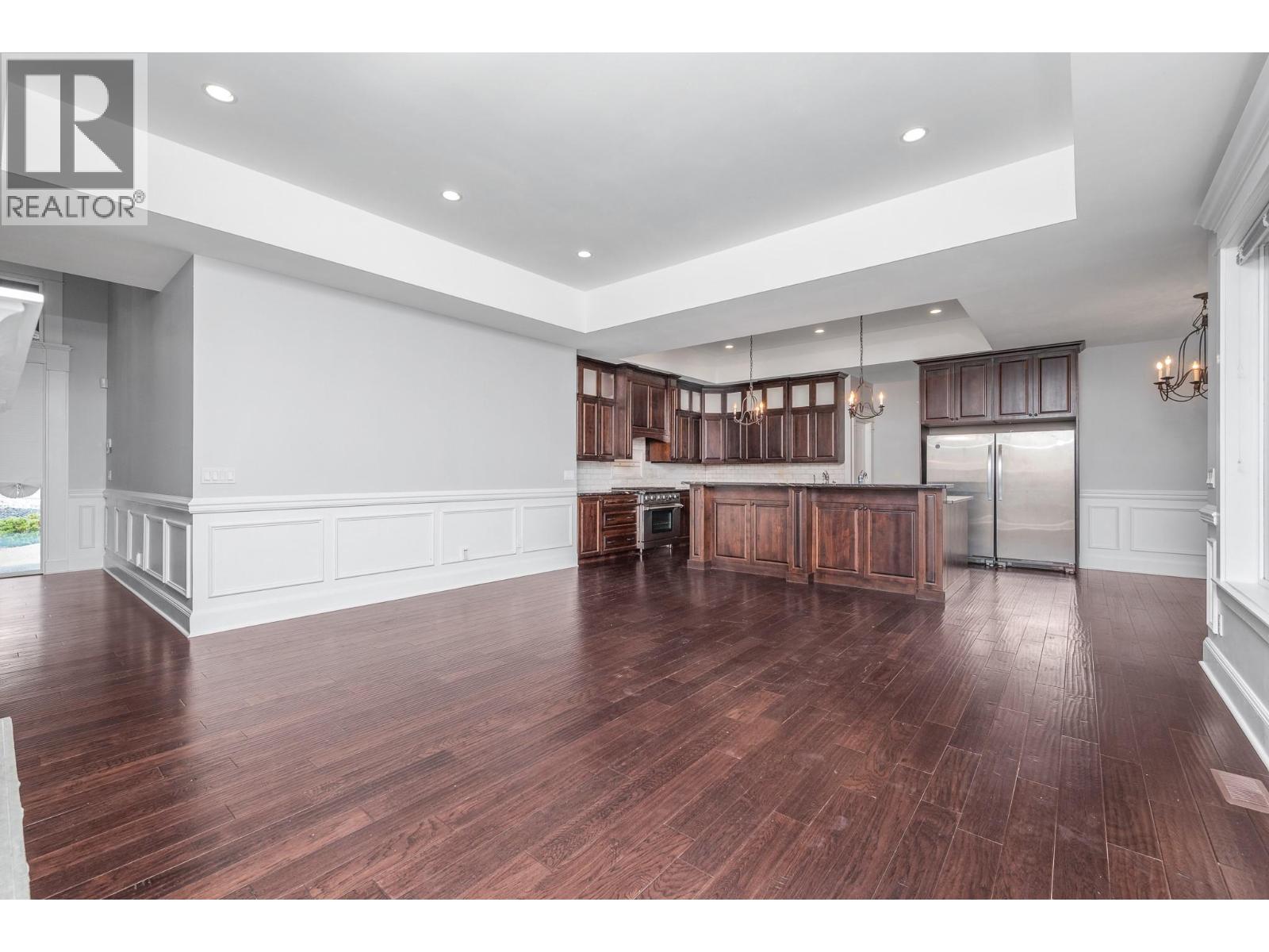 1504 Phoenix Drive, Vernon, British Columbia  V1B 4A3 - Photo 6 - 10374525