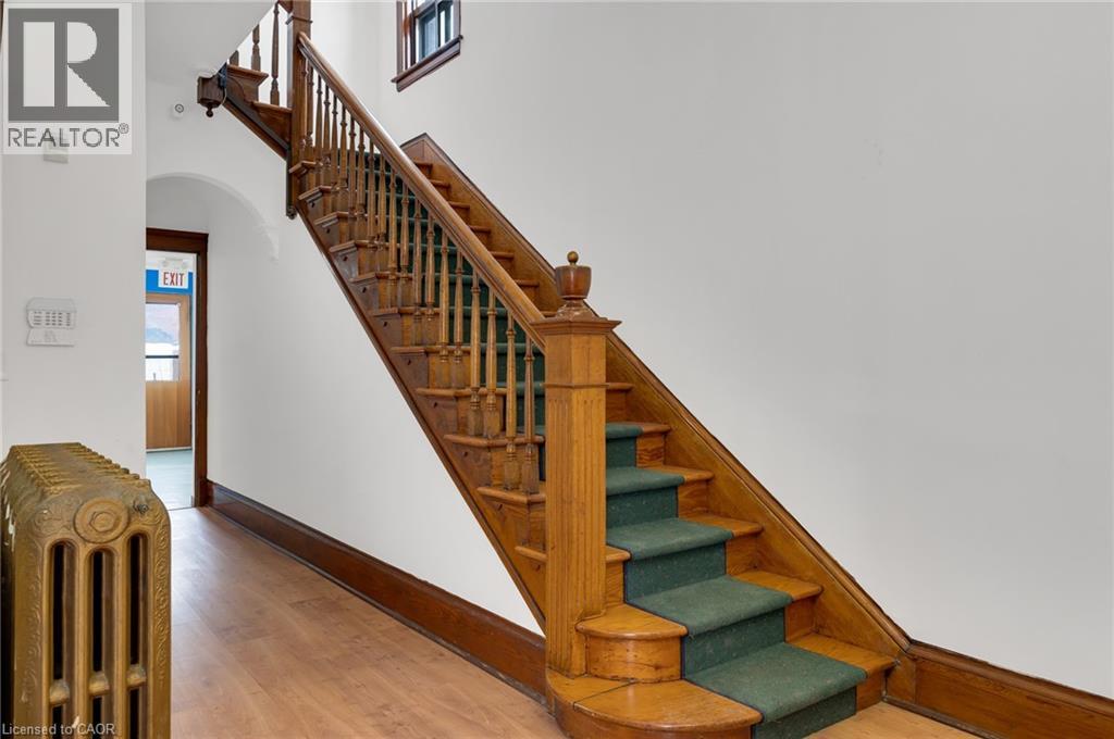 760 KING Street E Unit# Room 3, hamilton, Ontario