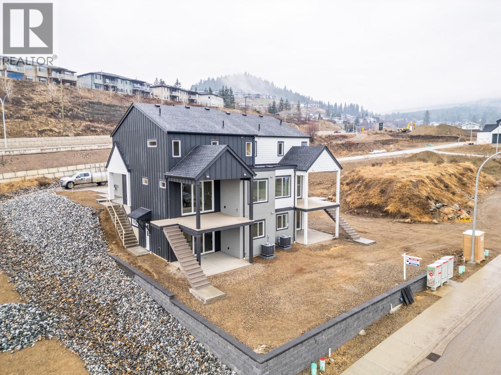 6997 Manning Place, Vernon, British Columbia  V1B 0B6 - Photo 46 - 10372257