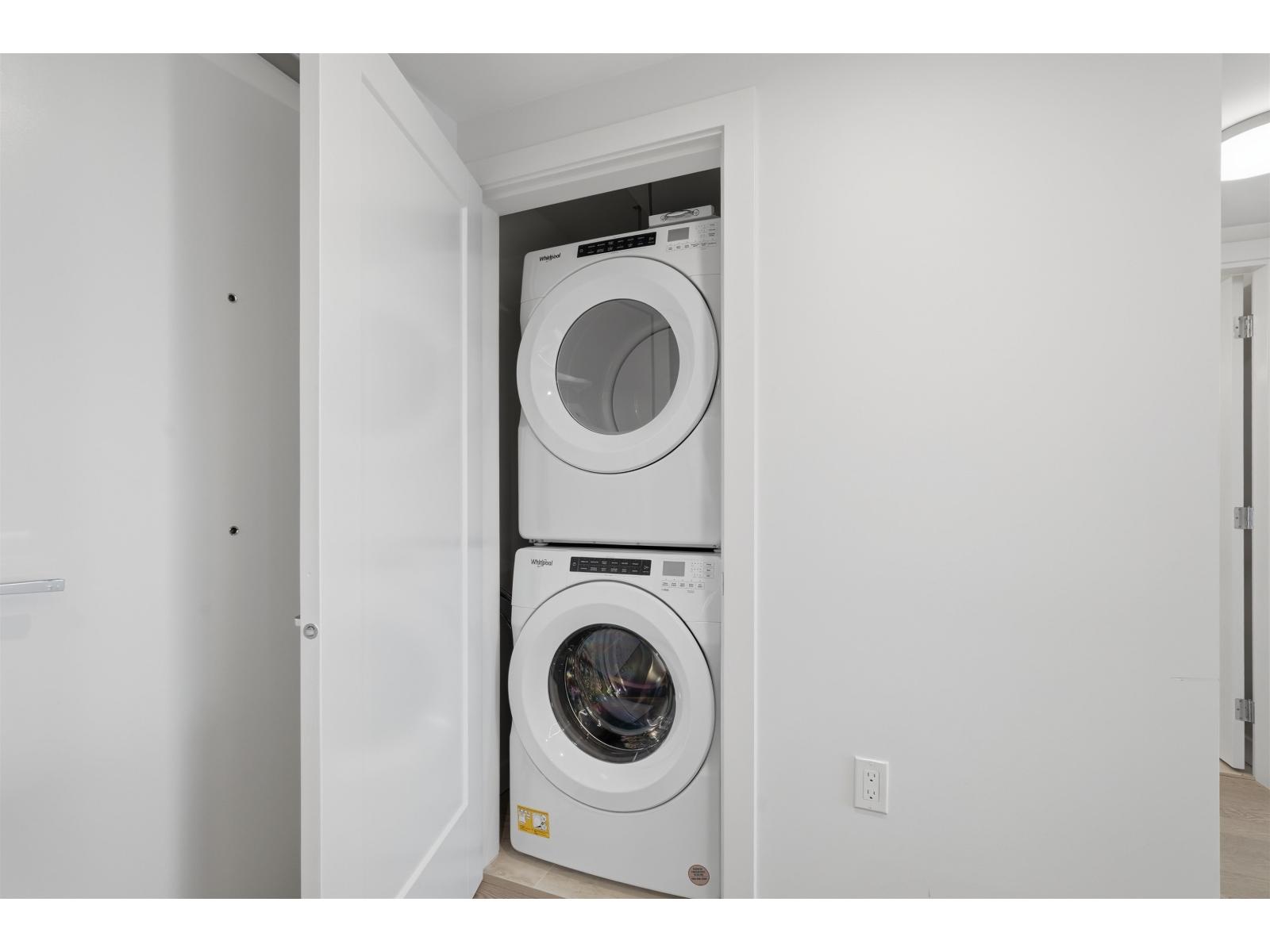 304 1526 Finlay Street, White Rock, British Columbia  V4B 4L9 - Photo 13 - R3085956