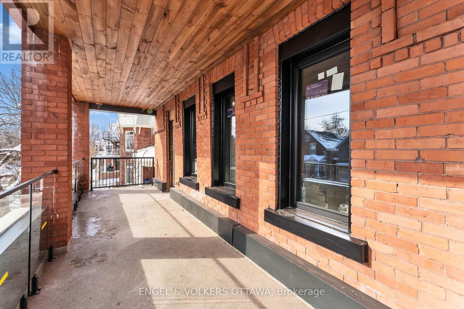 5 - 77 Florence Street, Ottawa, Ontario  K1R 5N1 - Photo 2 - X12771834