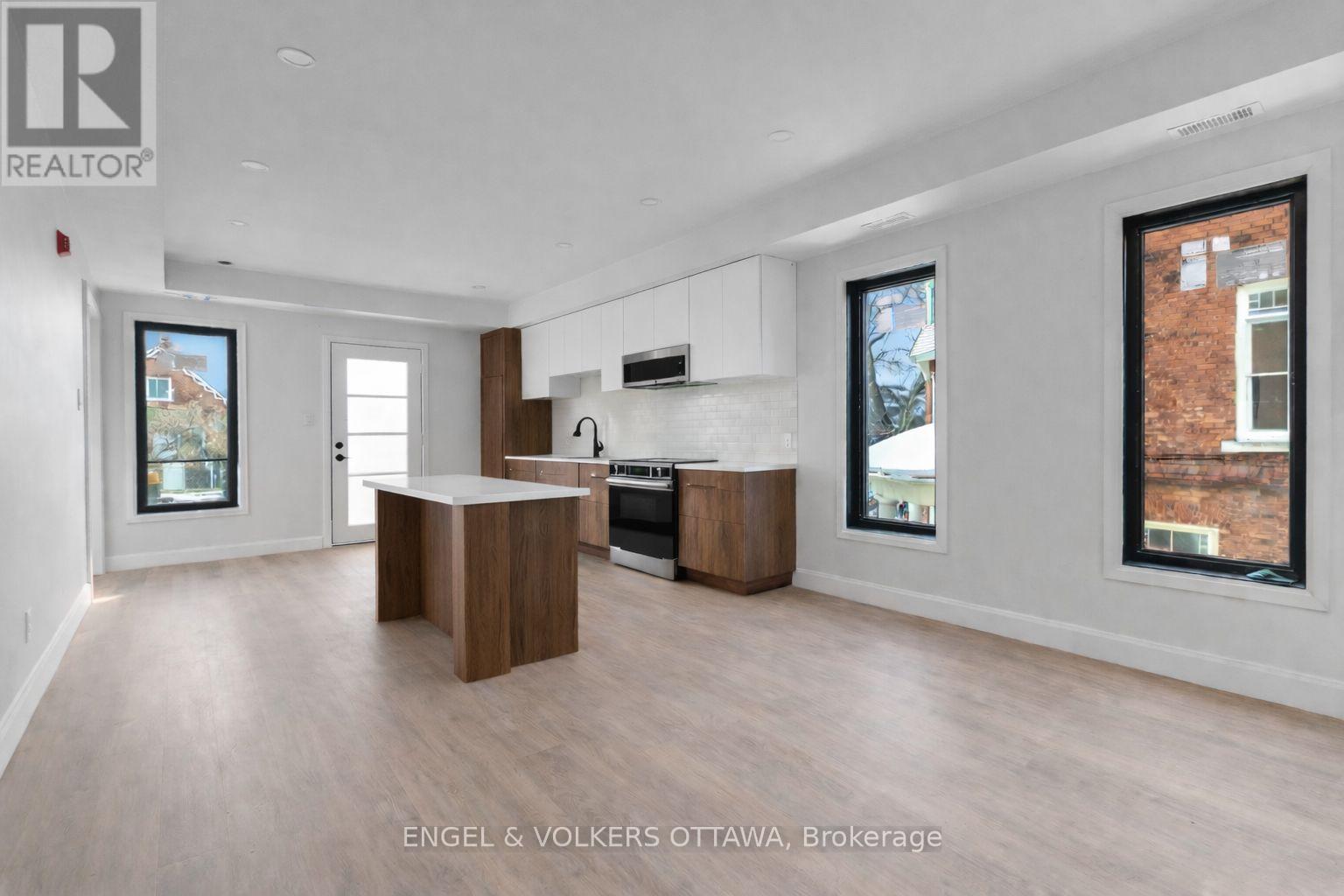 5 - 77 Florence Street, Ottawa, Ontario  K1R 5N1 - Photo 4 - X12771834