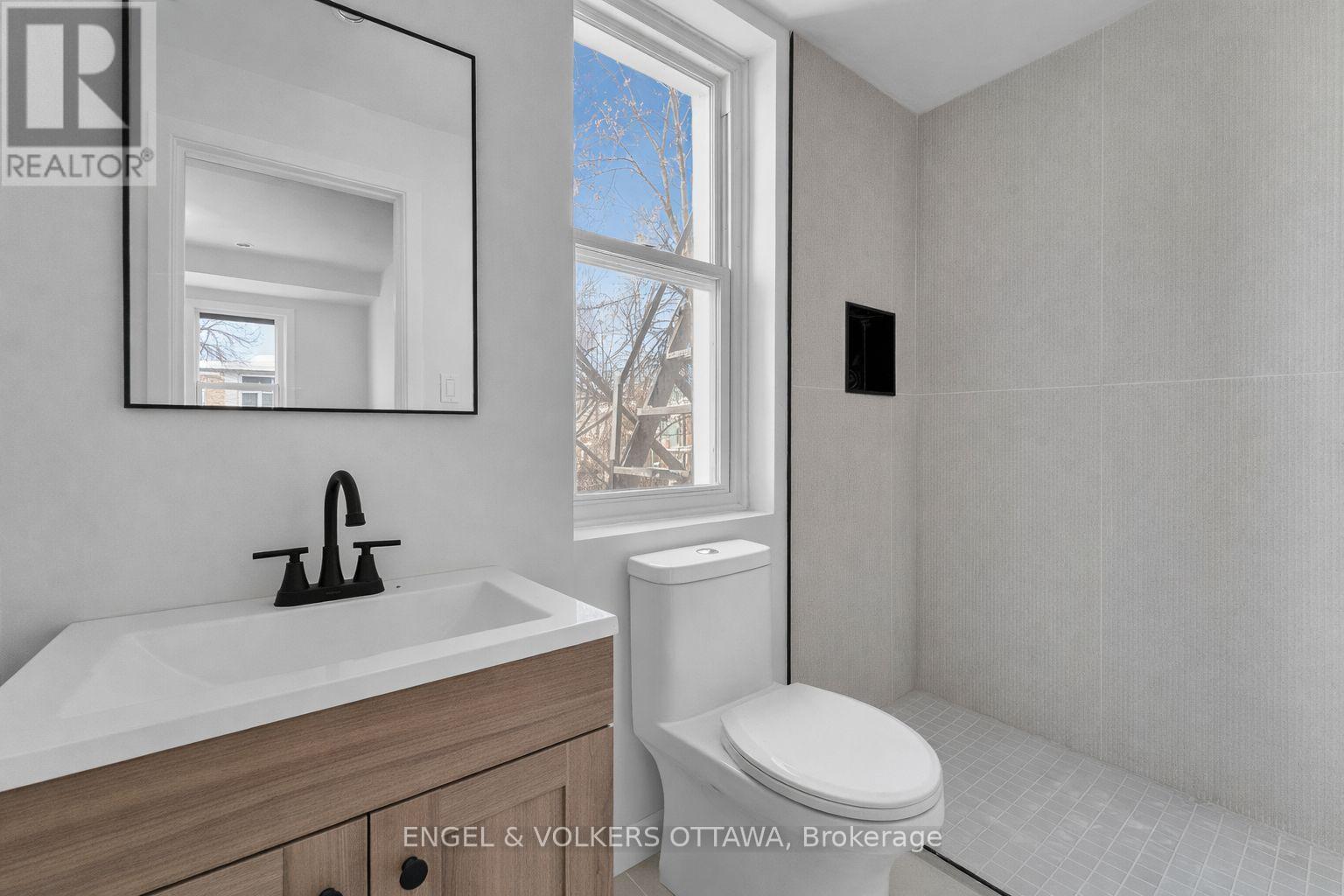 5 - 77 Florence Street, Ottawa, Ontario  K1R 5N1 - Photo 9 - X12771834