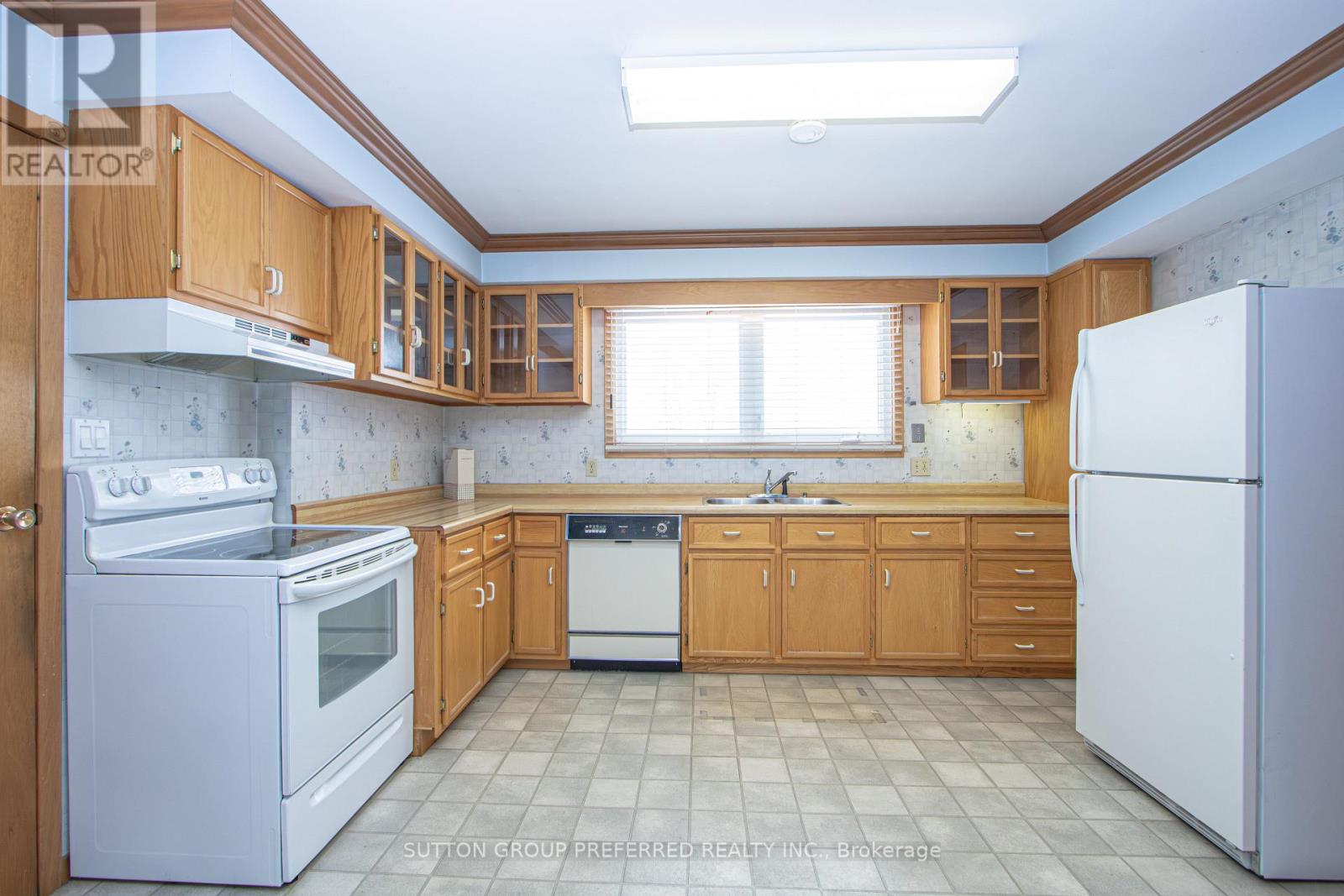 9077 Petty Street, Adelaide Metcalfe, Ontario  N7G 3H7 - Photo 6 - X12771826