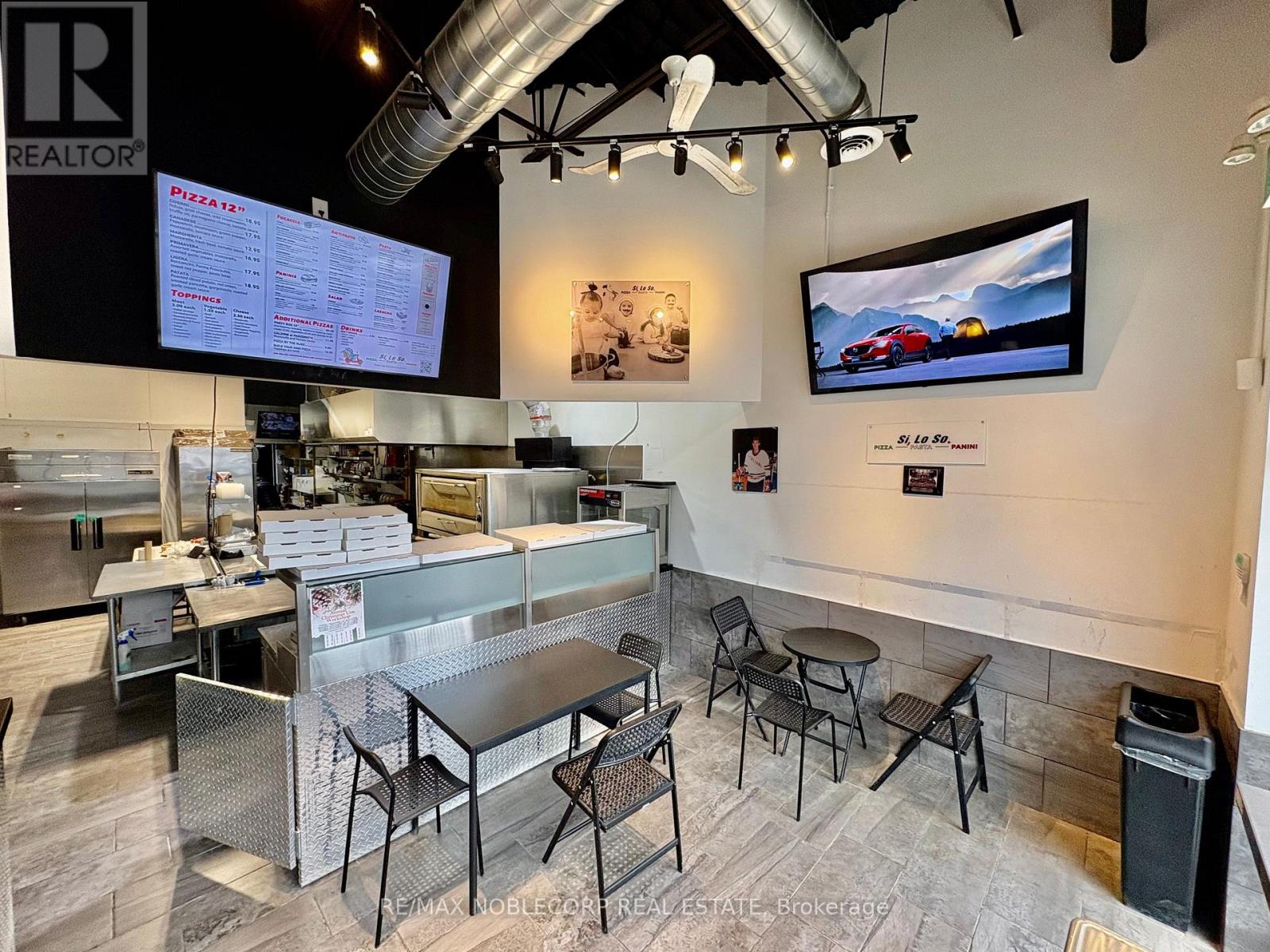 50 Dr Kay Drive, King, Ontario  L0G 1T0 - Photo 2 - N12771702