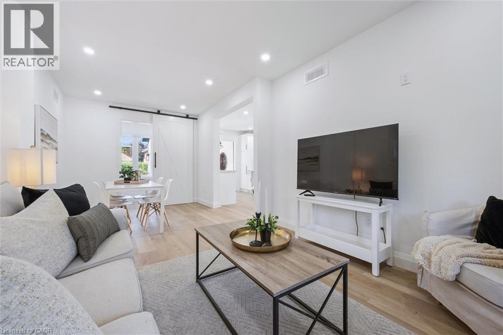 66 Trinity Street, Stratford, Ontario  N5A 4P4 - Photo 6 - 40802710