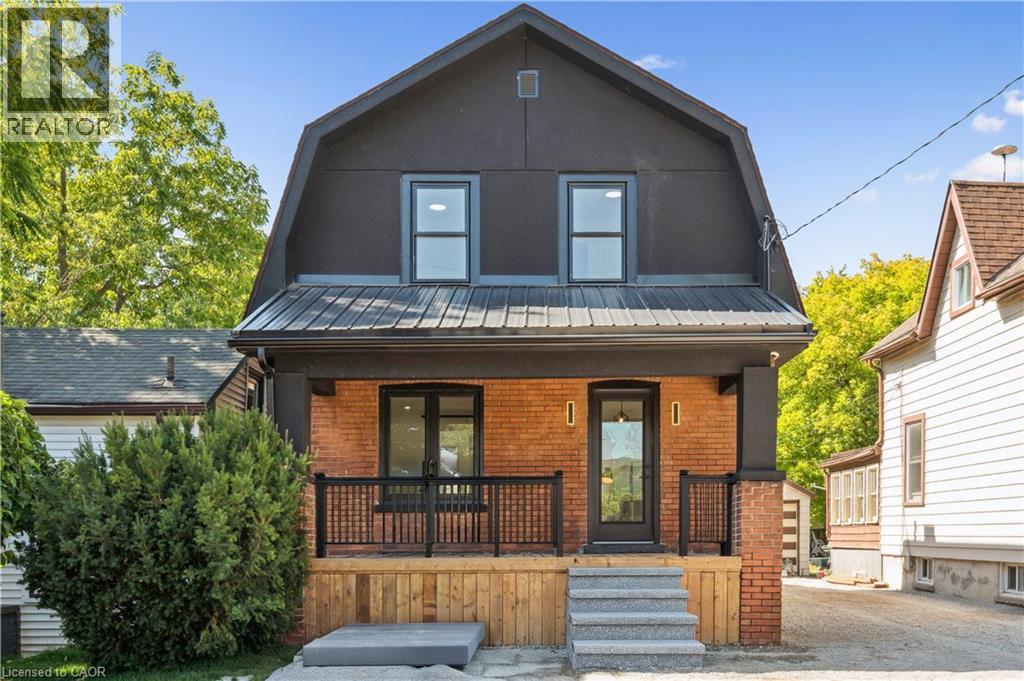 66 Trinity Street, Stratford, Ontario  N5A 4P4 - Photo 1 - 40802710