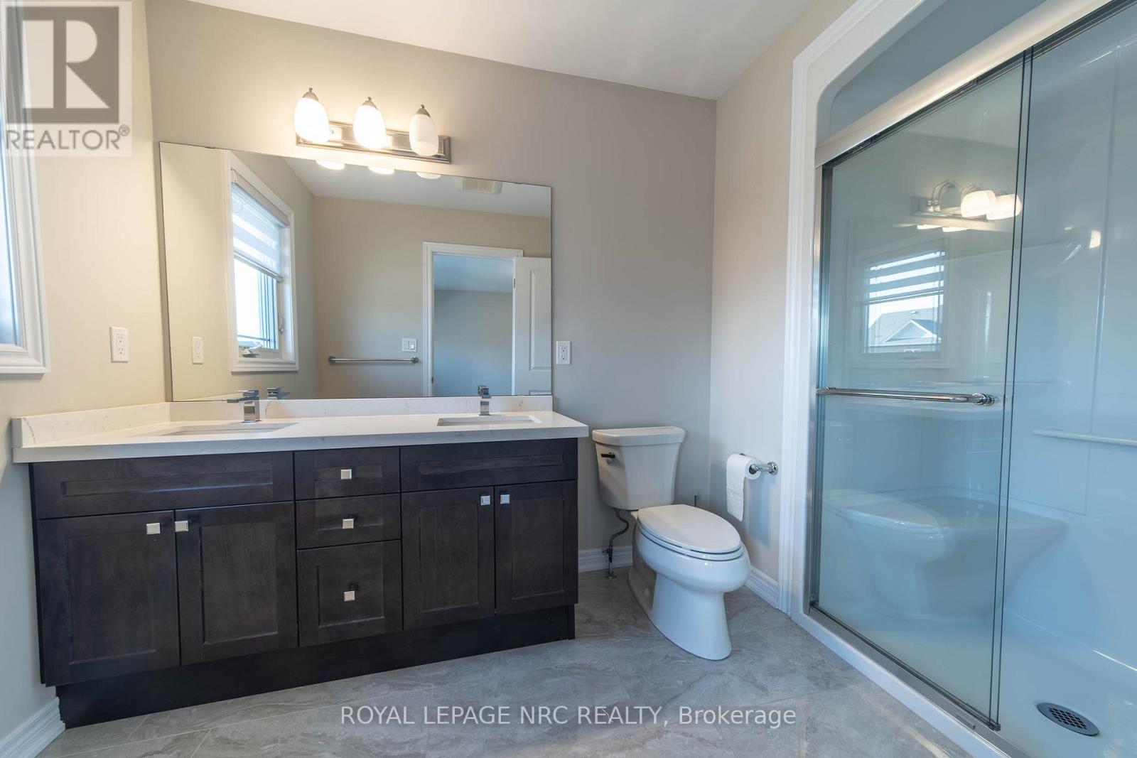 1217 Uppers Lane, Thorold, Ontario  L0S 1A0 - Photo 12 - X12716148