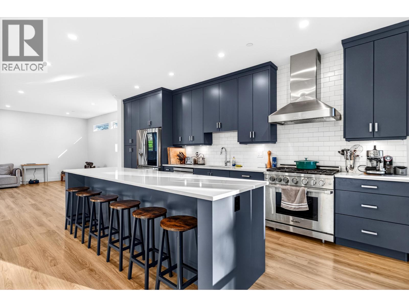 24025 Fern Crescent, Maple Ridge, British Columbia  V4R 2S1 - Photo 8 - R3081819