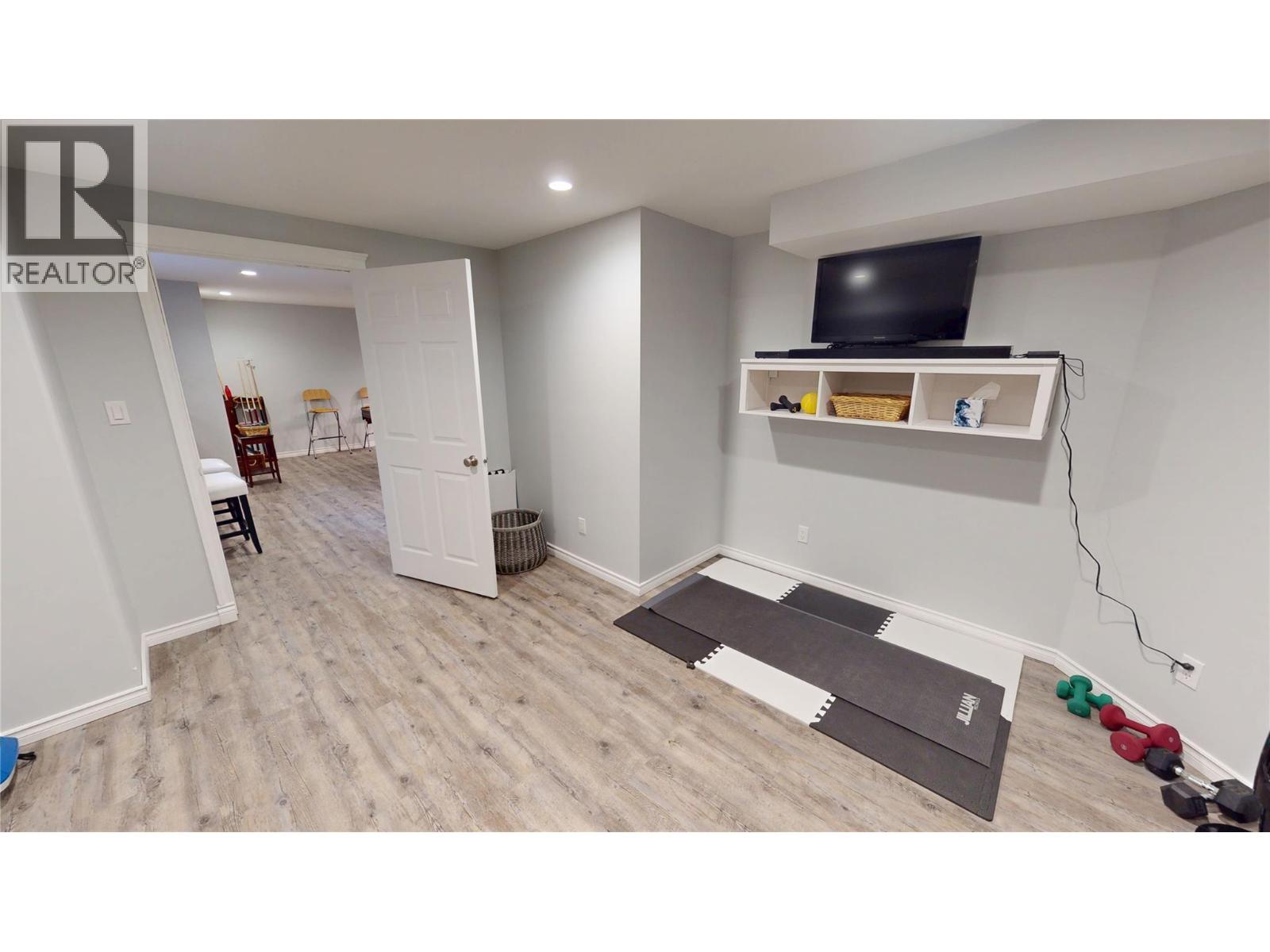 3355 9th Street S, Cranbrook, British Columbia  V1C 7A8 - Photo 49 - 10375078