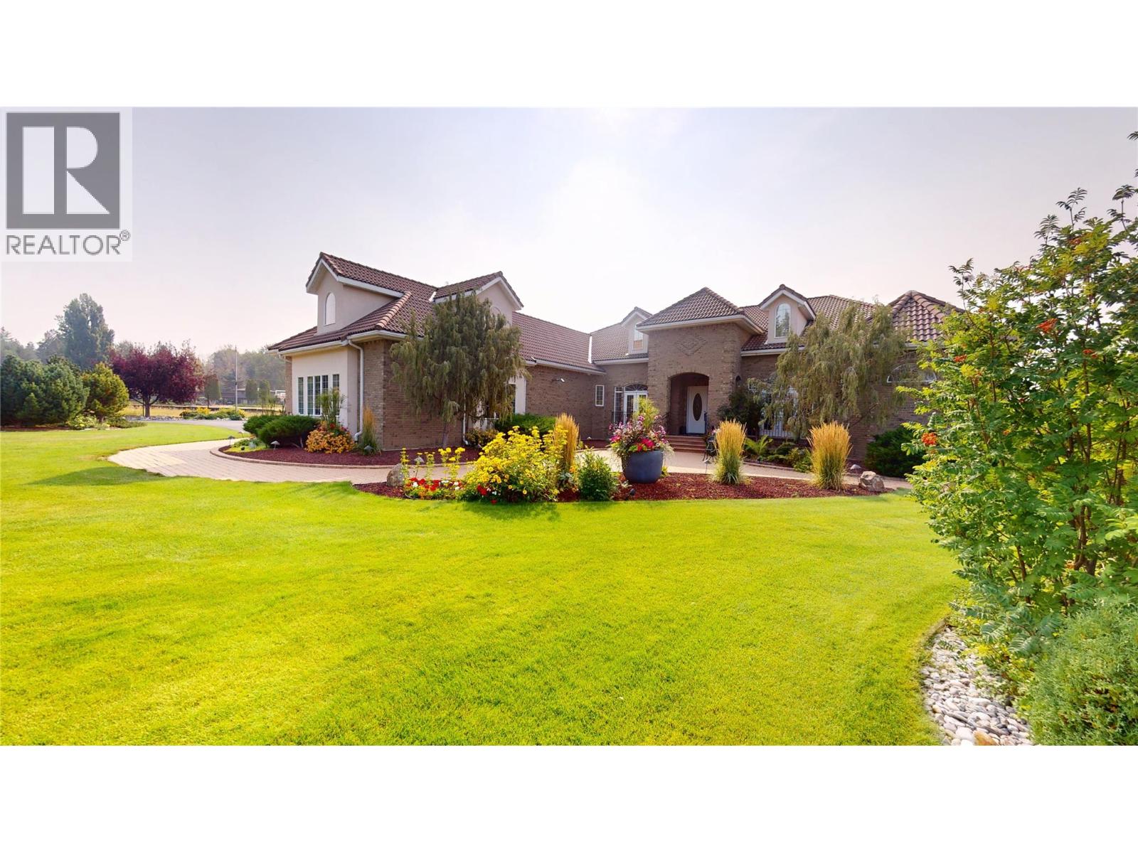 3355 9th Street S, Cranbrook, British Columbia  V1C 7A8 - Photo 69 - 10375078