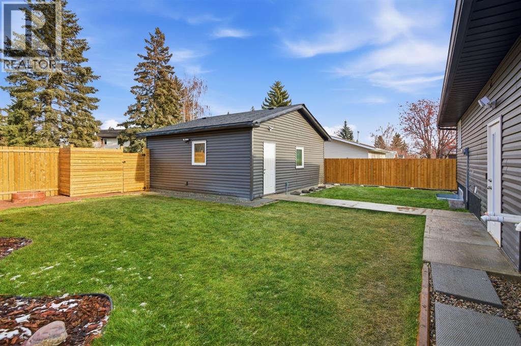 11039 Brae Road Sw, Calgary, Alberta  T2W 1E2 - Photo 6 - A2284292