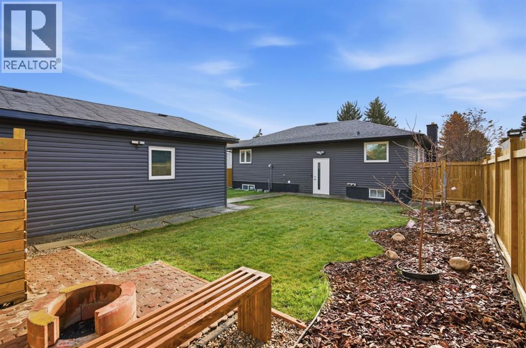 11039 Brae Road Sw, Calgary, Alberta  T2W 1E2 - Photo 8 - A2284292