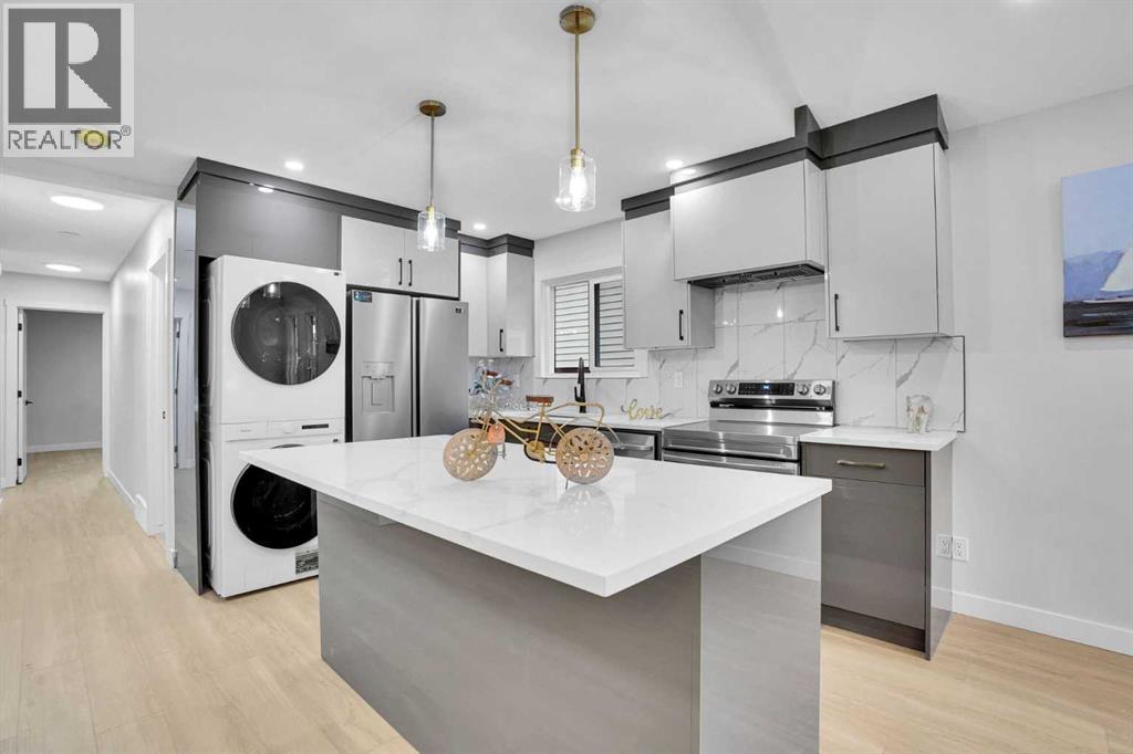 23 Shawmeadows Place Sw, Calgary, Alberta  T2Y 1G3 - Photo 5 - A2284311