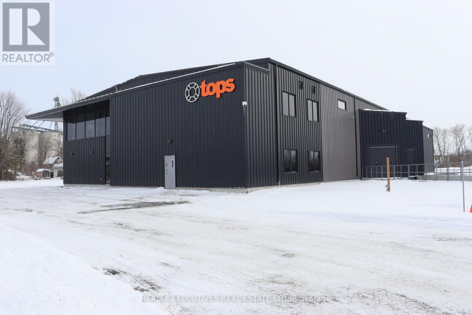 12260 GYPSY LANE, North Dundas, Ontario