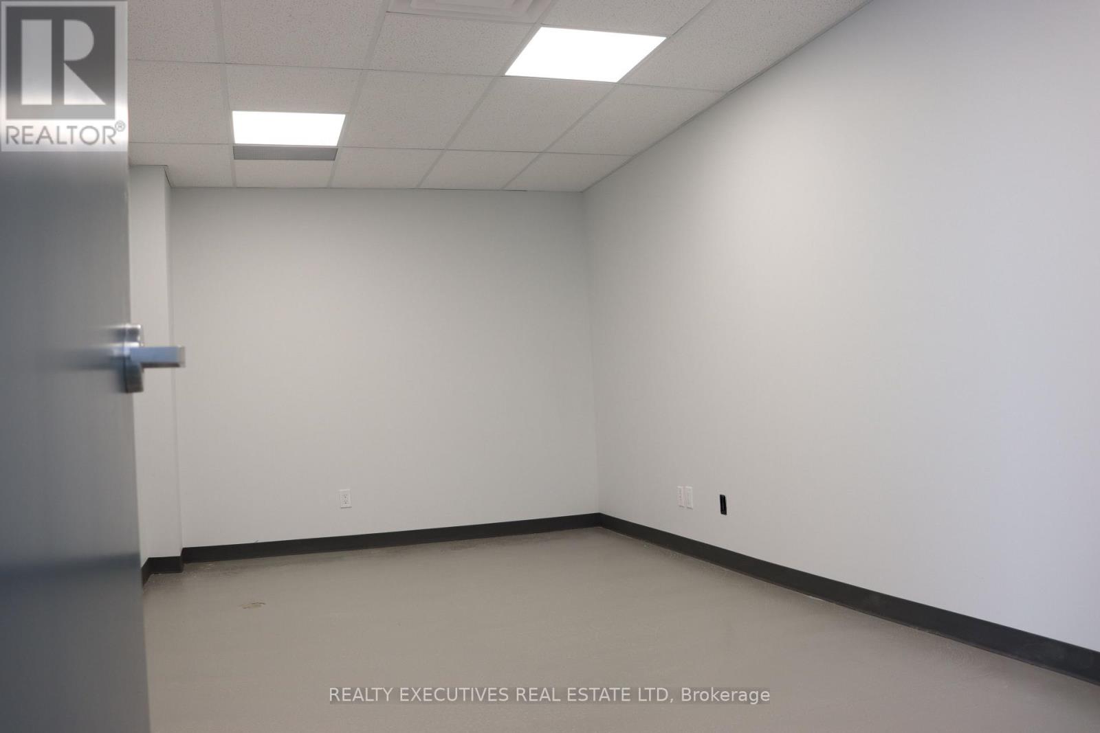 12260 Gypsy Lane, North Dundas, Ontario  K0C 2K0 - Photo 24 - X12771938