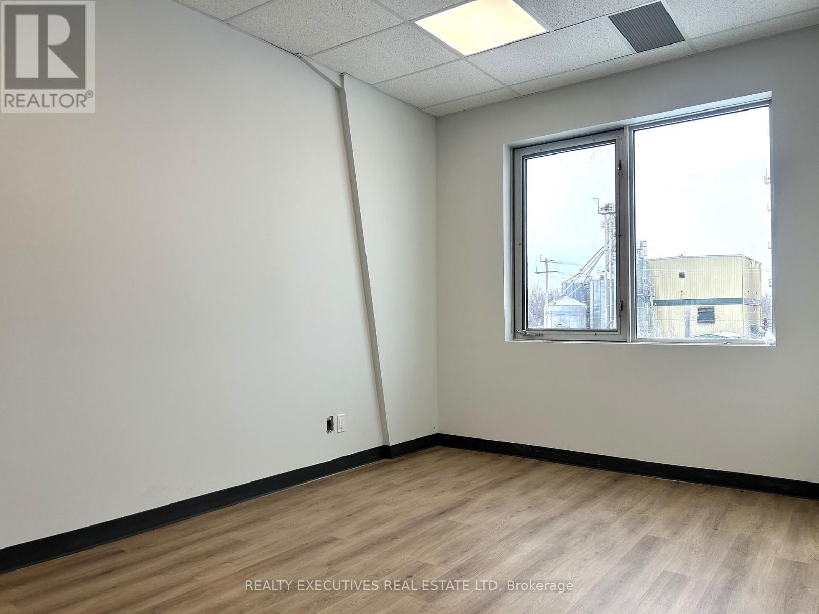 12260 Gypsy Lane, North Dundas, Ontario  K0C 2K0 - Photo 32 - X12771938