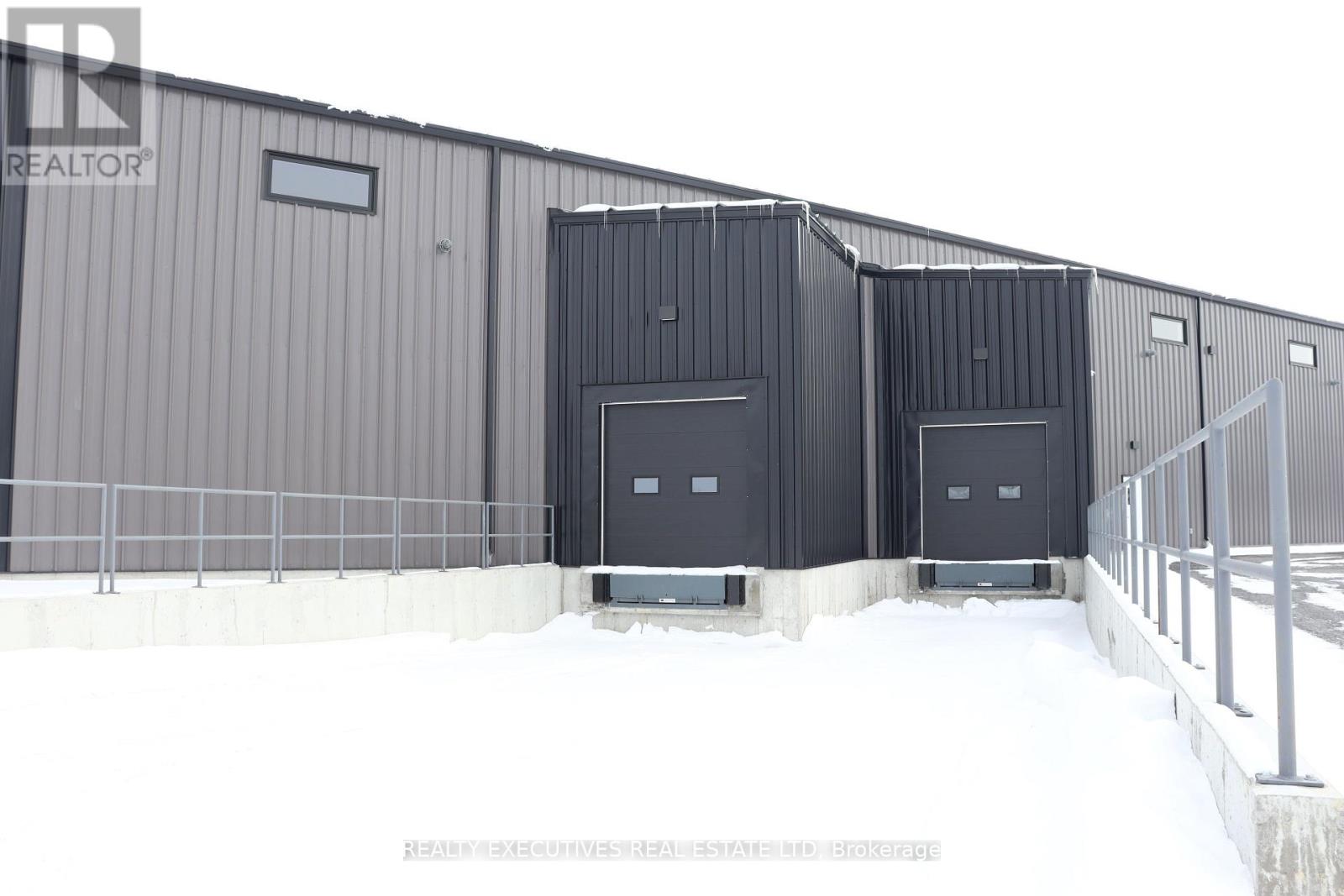 12260 Gypsy Lane, North Dundas, Ontario  K0C 2K0 - Photo 5 - X12771938