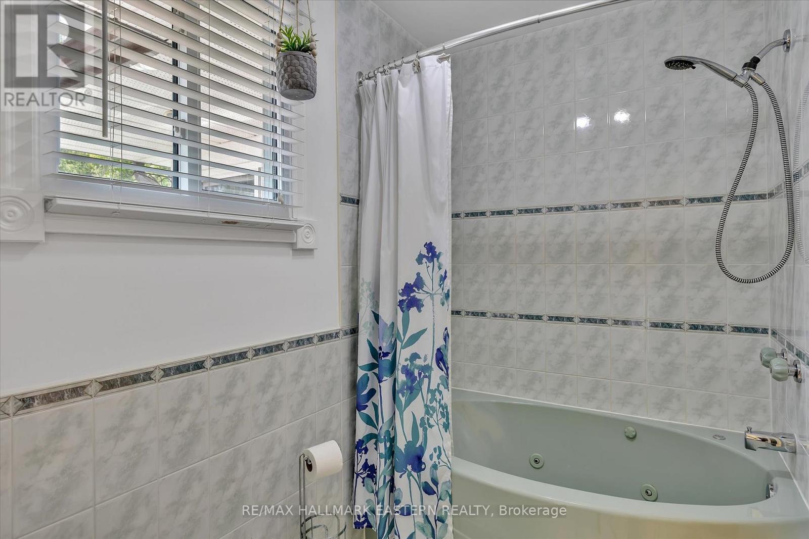 959 Golfview Road, Peterborough, Ontario  K9J 7W2 - Photo 25 - X12748472