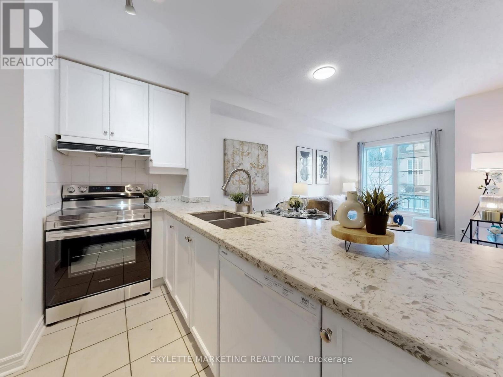 Gv216 - 8 Rean Drive, Toronto, Ontario  M2K 3B9 - Photo 21 - C12771852