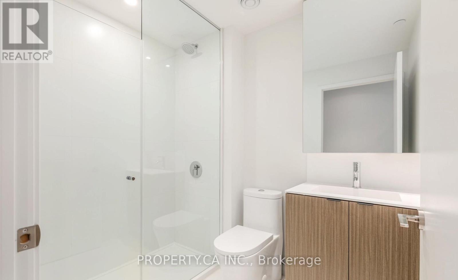 2019 - 20 Edward Street, Toronto, Ontario  M5G 0C5 - Photo 11 - C12771902
