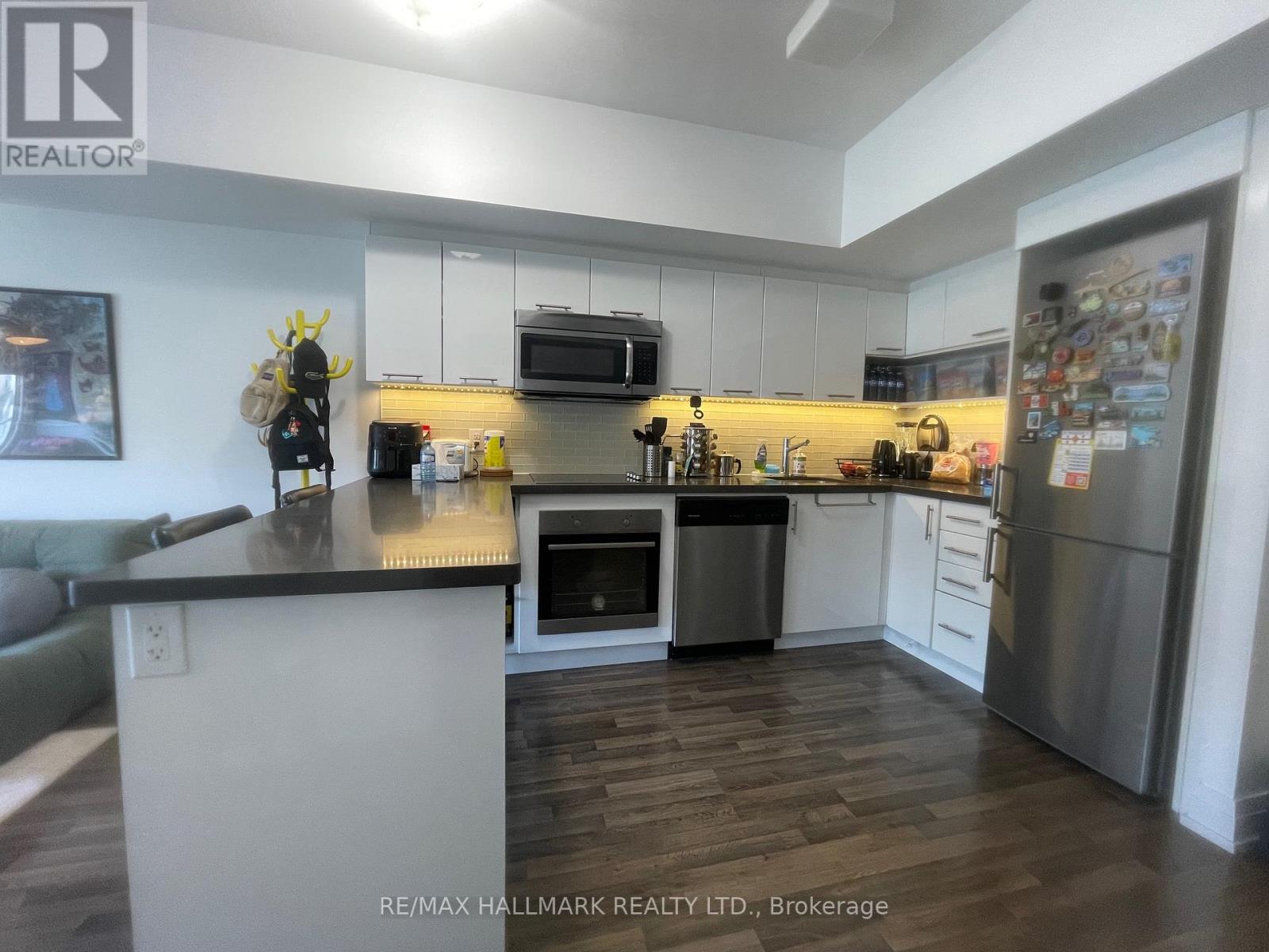 1207 W - 565 Wilson Avenue, Toronto, Ontario  M3H 0C6 - Photo 3 - C12771950