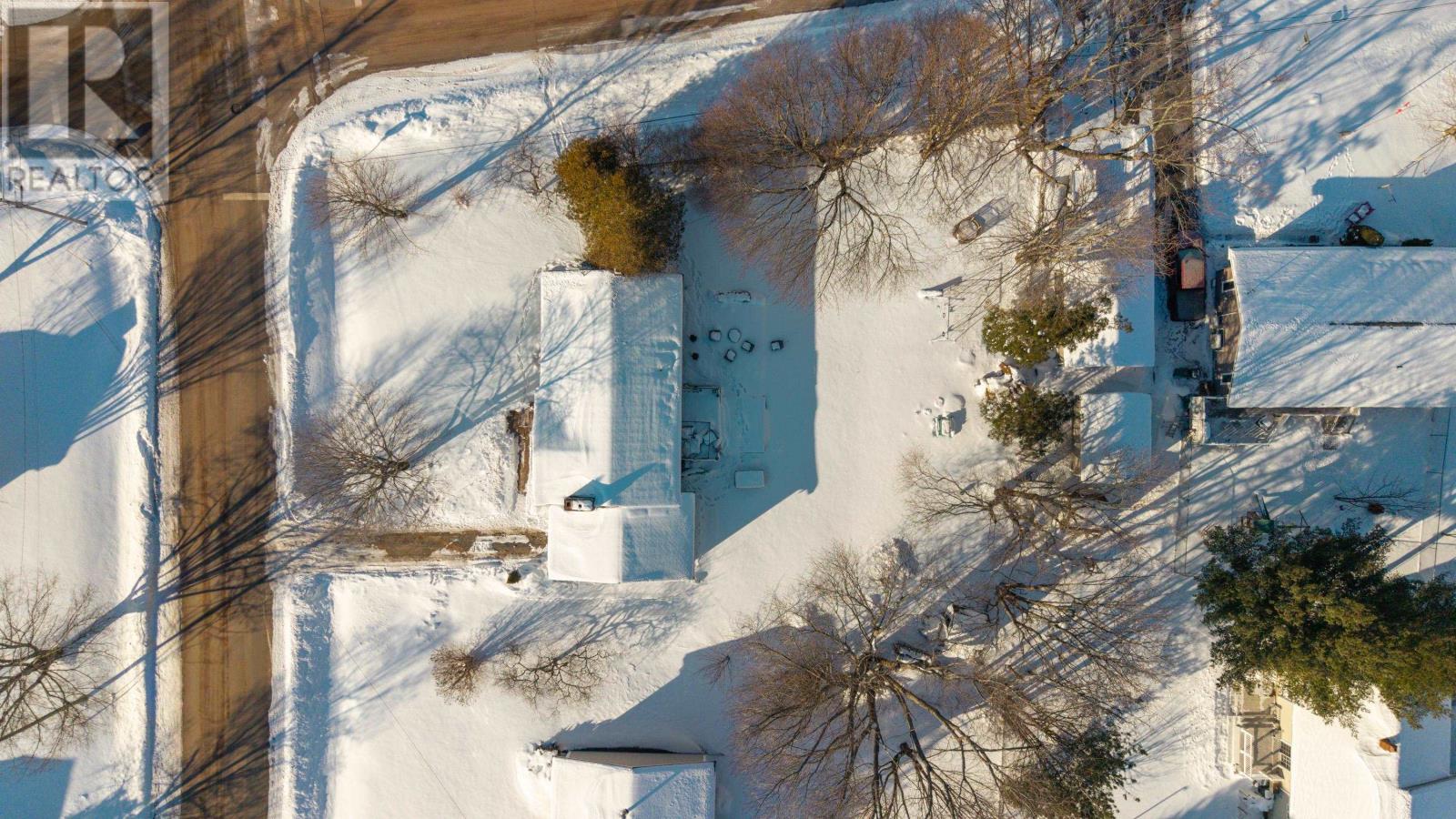 9 Eliot Drive, Cornwall, Prince Edward Island C0A 1H0 - Photo 30 - 202602434