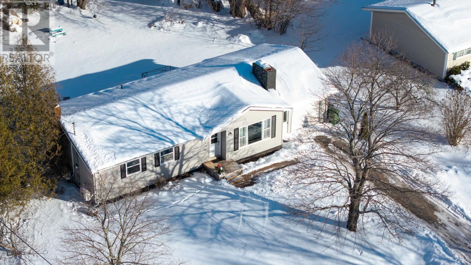 9 Eliot Drive, Cornwall, Prince Edward Island C0A 1H0 - Photo 32 - 202602434