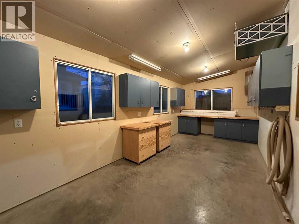 5908 57 Avenue, Ponoka, Alberta  T4J 1L2 - Photo 26 - A2284592