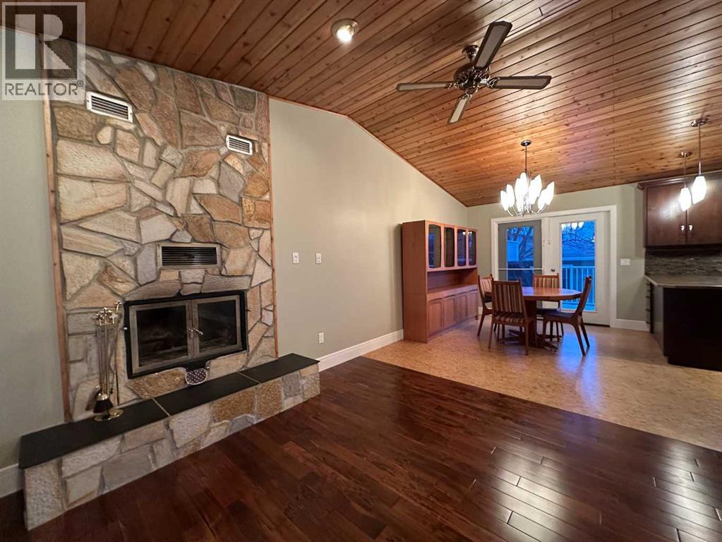 5908 57 Avenue, Ponoka, Alberta  T4J 1L2 - Photo 9 - A2284592