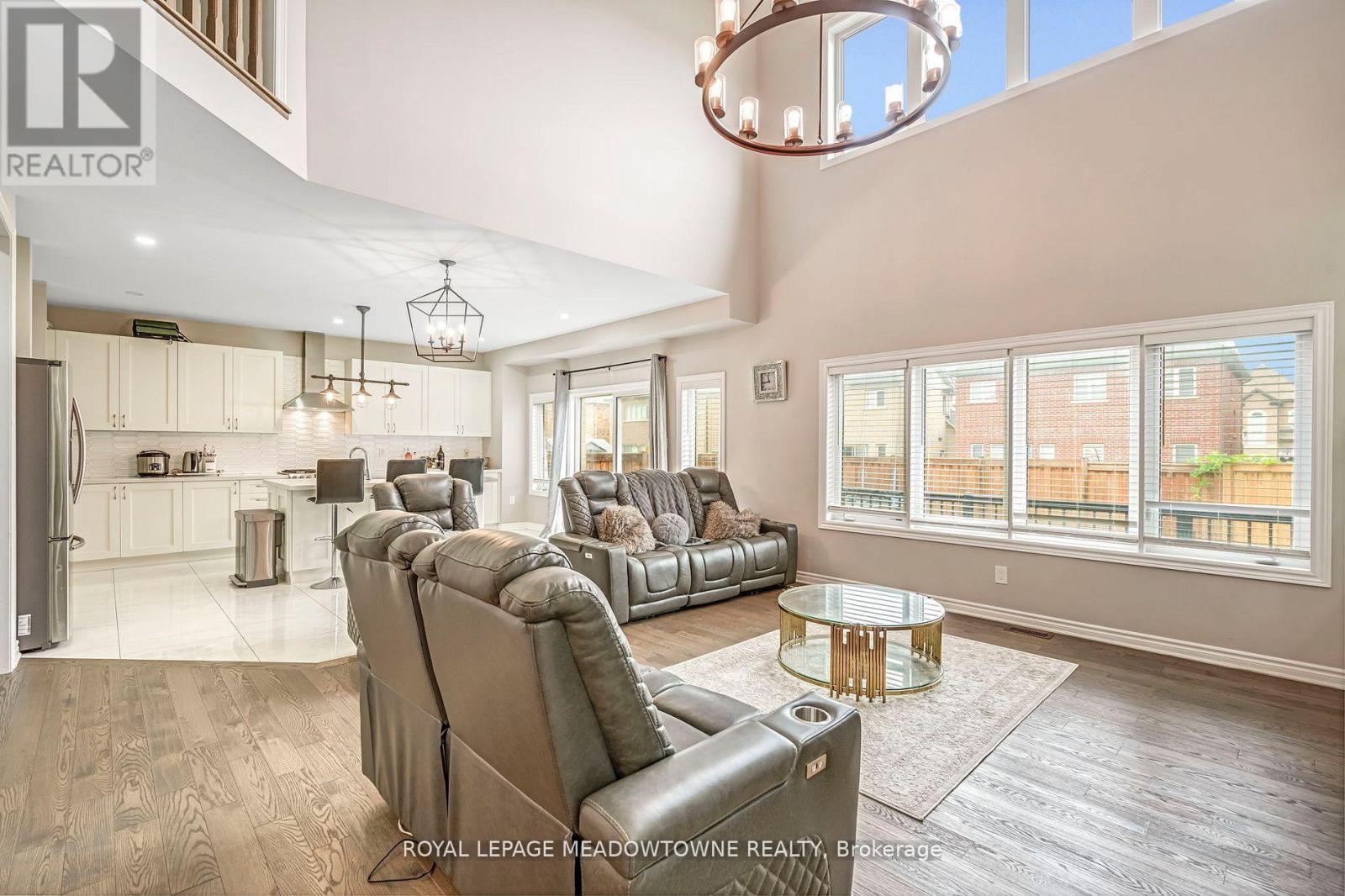 1029 Barton Way, Innisfil, Ontario  L9S 4R7 - Photo 22 - N12771844