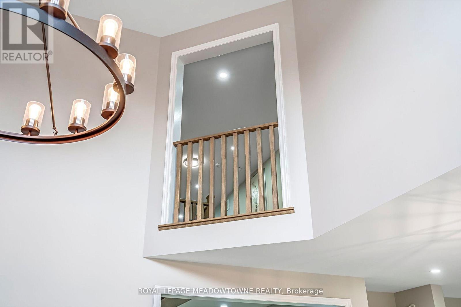 1029 Barton Way, Innisfil, Ontario  L9S 4R7 - Photo 24 - N12771844